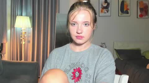 hanahwoods online show from February 2025 11:11:02 PM