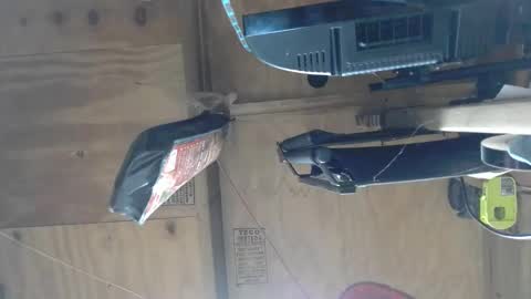 Snapshot of handiemanhere chatting on December 2024 05:39:02 AM naked man online show from December 2024 05:39:02 AM