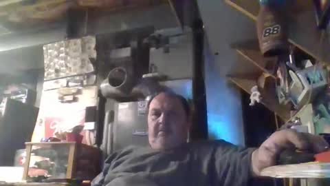 Snapshot of handiemanhere chatting on March 2026 03:52:01 AM naked man online show from March 2026 03:52:01 AM