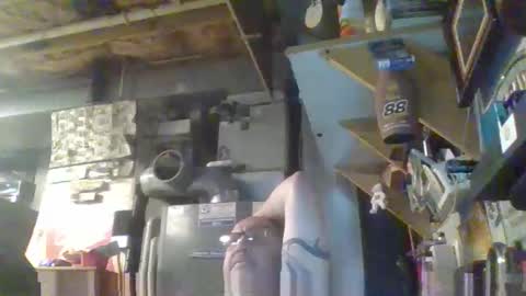 Snapshot of handiemanhere chatting on April 2026 11:35:02 PM naked man online show from April 2026 11:35:02 PM