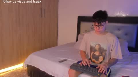 Snapshot of handsome_boys69 chatting on May 2026 05:47:01 AM handsome_boys69 online show from May 2026 05:47:01 AM