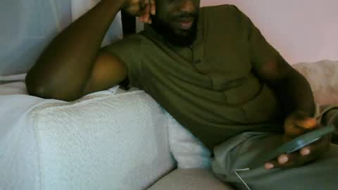 Snapshot of handsome_king30 chatting on June 2026 04:22:02 PM handsome king online show from June 2026 04:22:02 PM