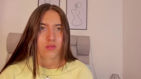 Snapshot of hanna__evans_ chatting on September 2025 12:15:02 PM hanna__evans_ online show from September 2025 12:15:02 PM