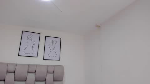 Snapshot of hanna__evans_ chatting on September 2025 03:05:01 AM hanna__evans_ online show from September 2025 03:05:01 AM