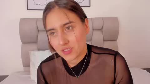 Snapshot of hanna__evans_ chatting on September 2025 03:11:02 PM hanna__evans_ online show from September 2025 03:11:02 PM