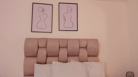 Snapshot of hanna__evans_ chatting on September 2025 12:40:01 PM hanna__evans_ online show from September 2025 12:40:01 PM