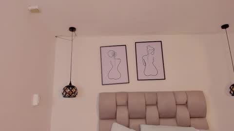 Snapshot of hanna__evans_ chatting on September 2025 11:37:01 AM hanna__evans_ online show from September 2025 11:37:01 AM