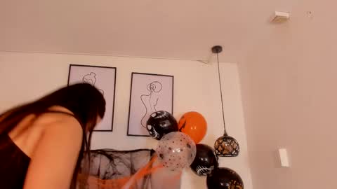 Snapshot of hanna__evans_ chatting on October 2025 12:33:01 PM hanna__evans_ online show from October 2025 12:33:01 PM