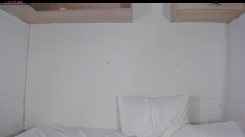 Snapshot of hanna__evans_ chatting on August 2026 03:03:01 PM hanna__evans_ online show from August 2026 03:03:01 PM