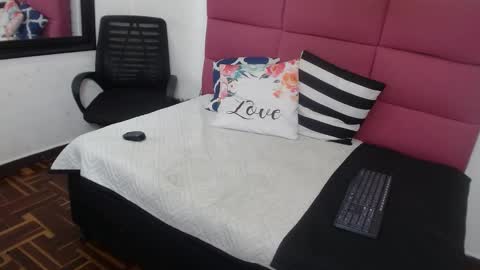 Hanna Palmer online show from January 2025 04:25:01 PM