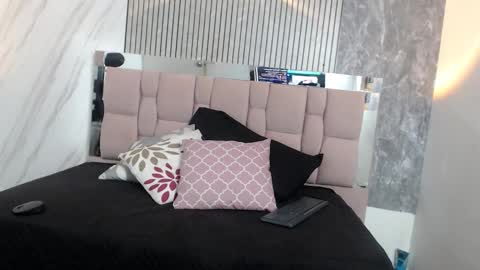 Hanna Palmer online show from November 2025 12:14:02 PM