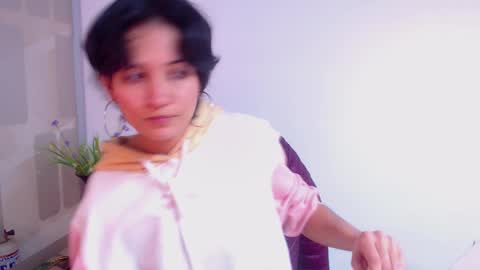 Sara online show from March 2025 04:17:02 PM