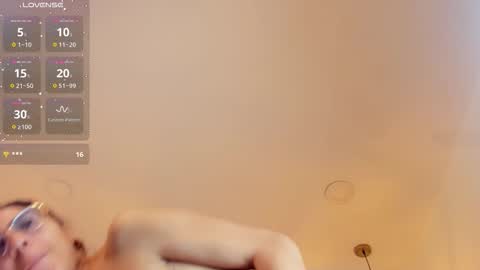 HANNA online show from November 2025 01:55:01 PM