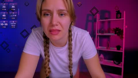 hanna_dream0 online show from April 2026 05:05:01 AM