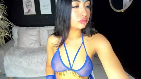  im Hanna online show from December 2024 12:13:01 PM