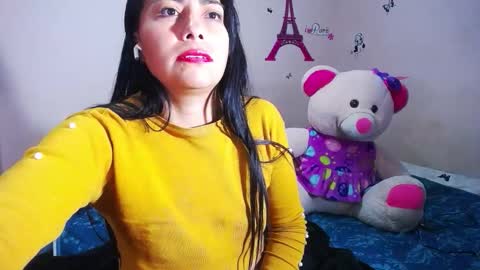 Snapshot of hanna_girl21 chatting on December 2025 11:15:02 AM HANNA online show from December 2025 11:15:02 AM