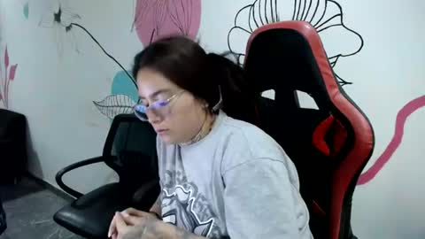 Snapshot of hanna_hot77 chatting on July 2026 09:53:01 PM mara online show from July 2026 09:53:01 PM