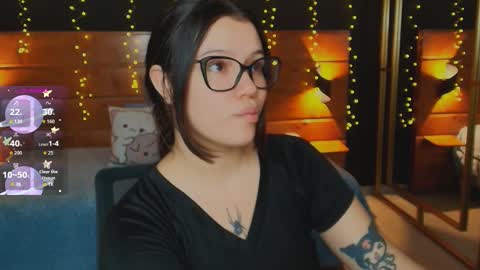 Hanna online show from November 2025 07:34:02 PM