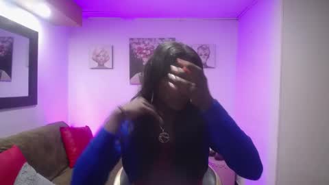 hanna_lamber online show from September 2025 10:38:02 AM