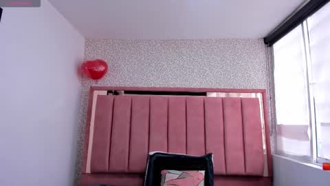  H A N N A  online show from October 2025 07:47:02 PM