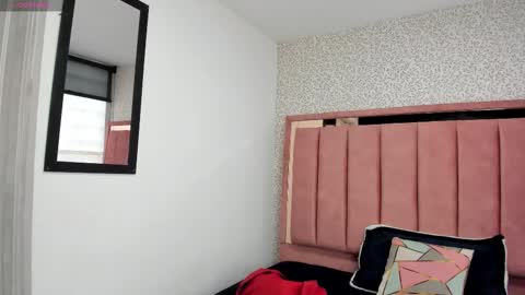  H A N N A  online show from February 2026 10:22:01 PM