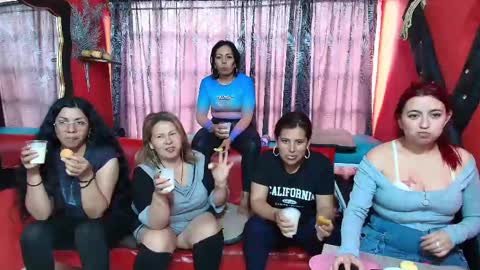 Snapshot of hanna_mature01 chatting on March 2025 01:38:02 PM Hanna online show from March 2025 01:38:02 PM