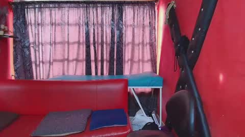 Snapshot of hanna_mature01 chatting on March 2025 12:47:01 PM Hanna online show from March 2025 12:47:01 PM