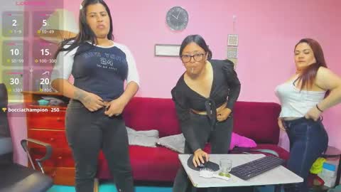 Snapshot of hanna_mature01 chatting on September 2025 03:02:01 PM Hanna online show from September 2025 03:02:01 PM