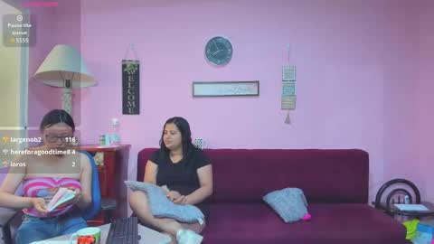 Snapshot of hanna_mature01 chatting on October 2025 12:55:02 PM Hanna online show from October 2025 12:55:02 PM