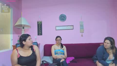 Snapshot of hanna_mature01 chatting on October 2025 01:19:01 PM Hanna online show from October 2025 01:19:01 PM