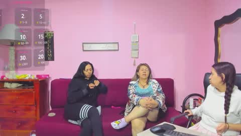 Snapshot of hanna_mature01 chatting on November 2025 02:01:01 AM Hanna online show from November 2025 02:01:01 AM