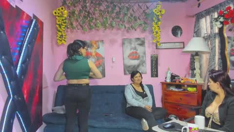 Hanna online show from April 2026 12:06:02 PM