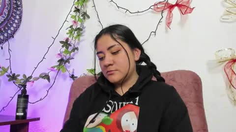 Camila online show from December 2024 09:39:02 PM