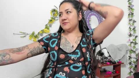 Camila online show from January 2025 08:13:02 PM