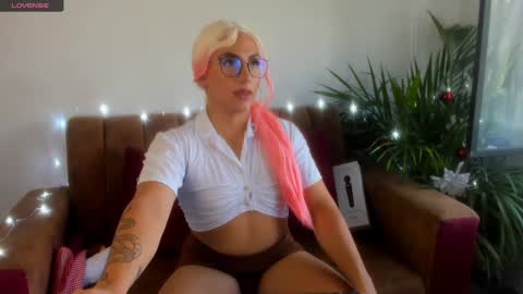 Hanna Capicorn online show from December 2024 03:53:02 PM