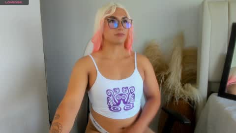 Hanna Capicorn online show from January 2025 04:25:02 PM