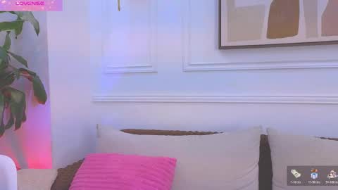 HANNA SOFIA online show from June 2026 10:28:02 AM