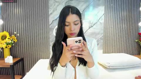 Snapshot of hanna_stell chatting on April 2026 09:35:02 AM Hanna S online show from April 2026 09:35:02 AM