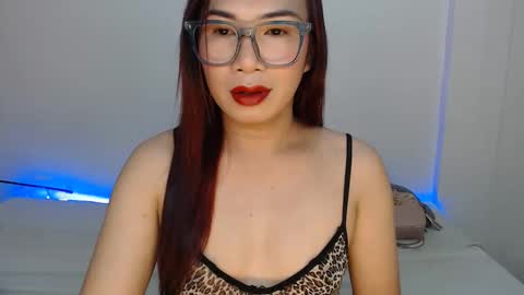 Hannah online show from September 2025 12:32:02 PM