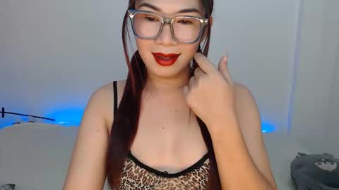 Hannah online show from October 2025 03:51:02 AM