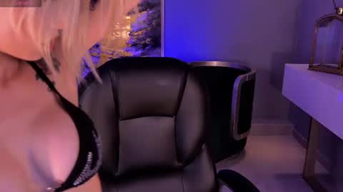  Hanna Connor  online show from July 2026 10:38:02 PM