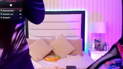 HannaDawsons online show from December 2024 11:09:01 PM