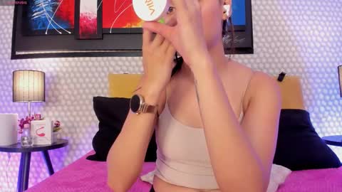 Hanna online show from December 2025 04:11:02 AM