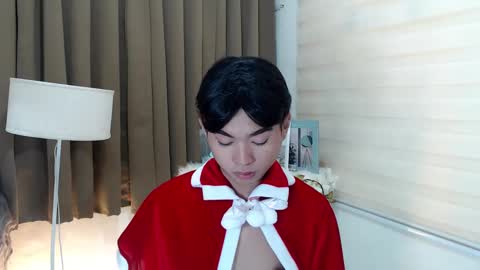 Alex online show from December 2024 08:28:01 PM