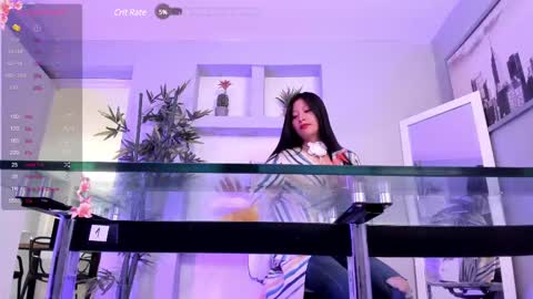 HANNAH HOWELL online show from February 2025 03:59:01 PM