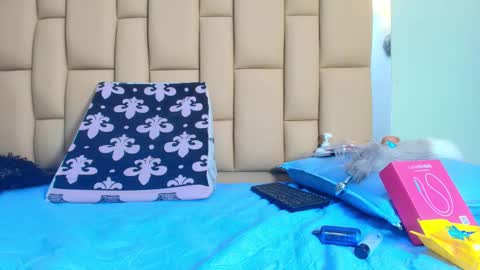 Snapshot of hannah_teehn chatting on October 2025 07:36:01 PM hannah_teehn online show from October 2025 07:36:01 PM