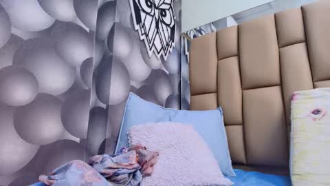 Snapshot of hannah_teehn chatting on October 2025 07:03:01 PM hannah_teehn online show from October 2025 07:03:01 PM