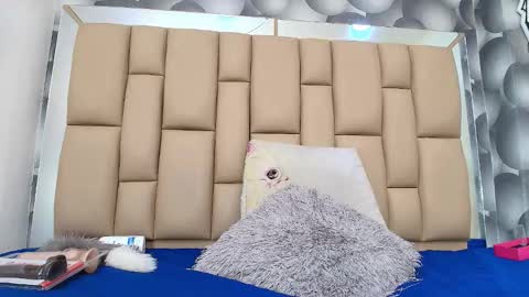 Snapshot of hannah_teehn chatting on November 2025 07:16:02 PM hannah_teehn online show from November 2025 07:16:02 PM