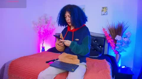 HannahBlue  online show from February 2026 12:10:02 PM