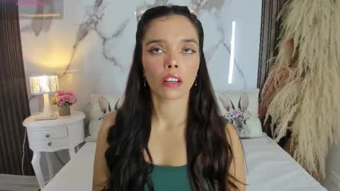 Snapshot of hannahill69 chatting on February 2026 04:55:01 AM Hannahill69 online show from February 2026 04:55:01 AM